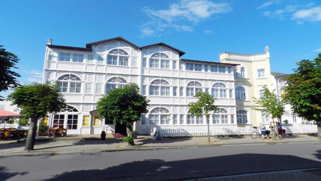 Hotel Deutsche Flagge Binz Exteriör bild